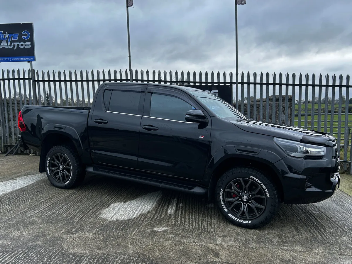Toyota Hilux GR Sport Automatic 2024 - Image 2