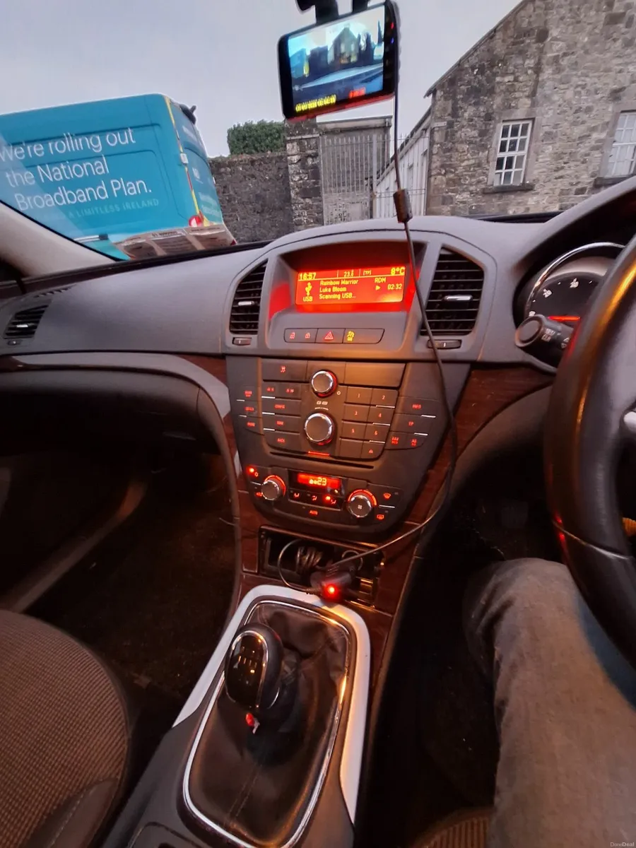 Opel Insignia 2011 - Image 2