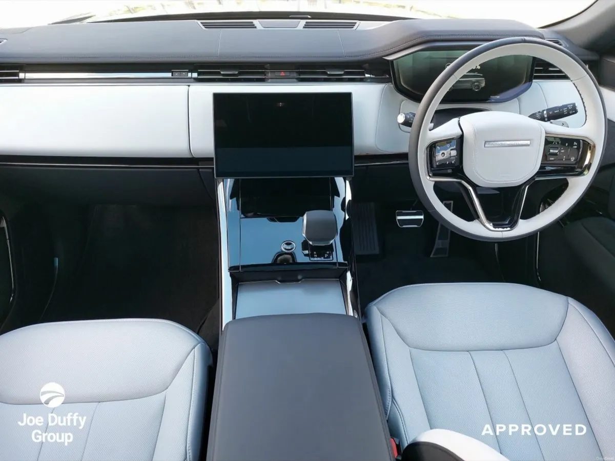 Land Rover Range Rover Sport 3.0 Dynamic SE PHEV - Image 4