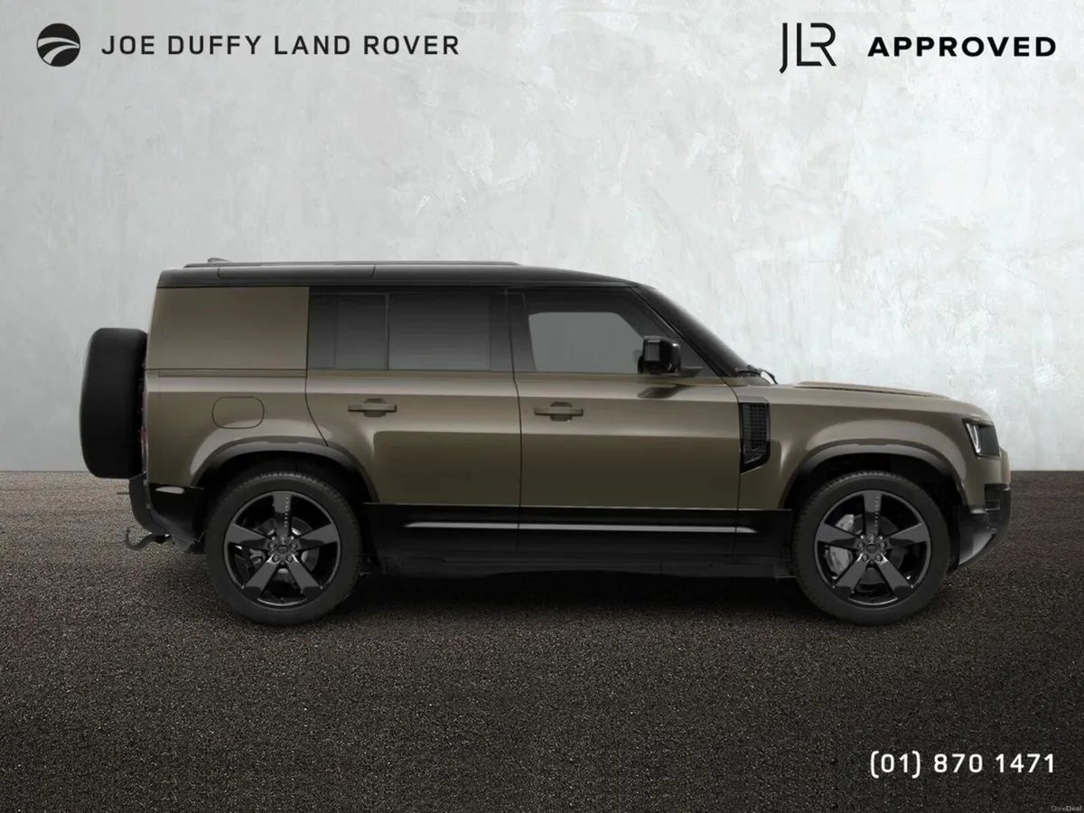 Land Rover Defender 110 X-Dyn SE - Hard Top - *** - Image 6