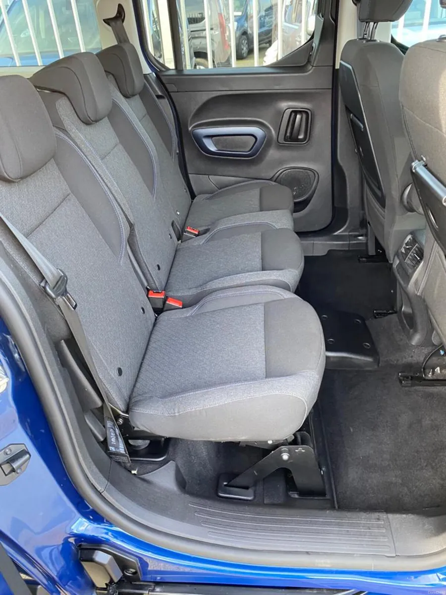 2023 Peugeot Rifter Horizon 5 seats + WC - Image 4