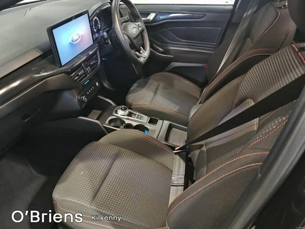 Ford Focus 1.5L EcoBlue 115PS ST-Line Auto - Image 4