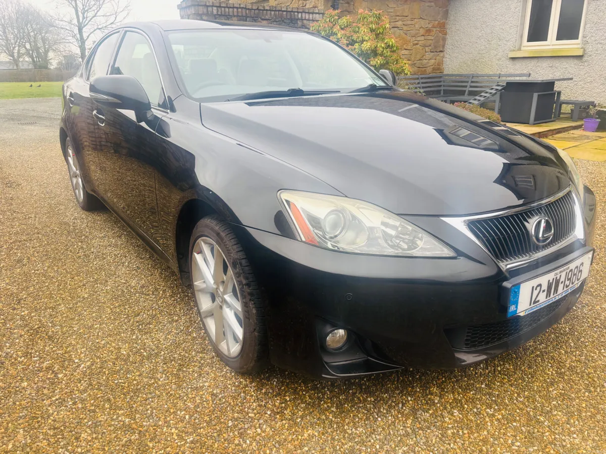 2012 Lexus IS 220 dsl S design - Image 3