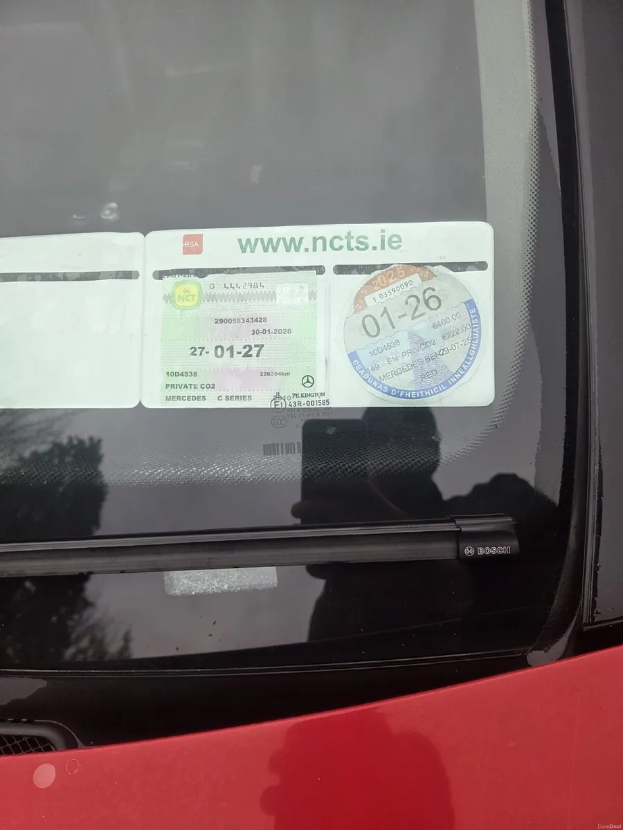 Mercedes-Benz C-Class 2010 - Image 4