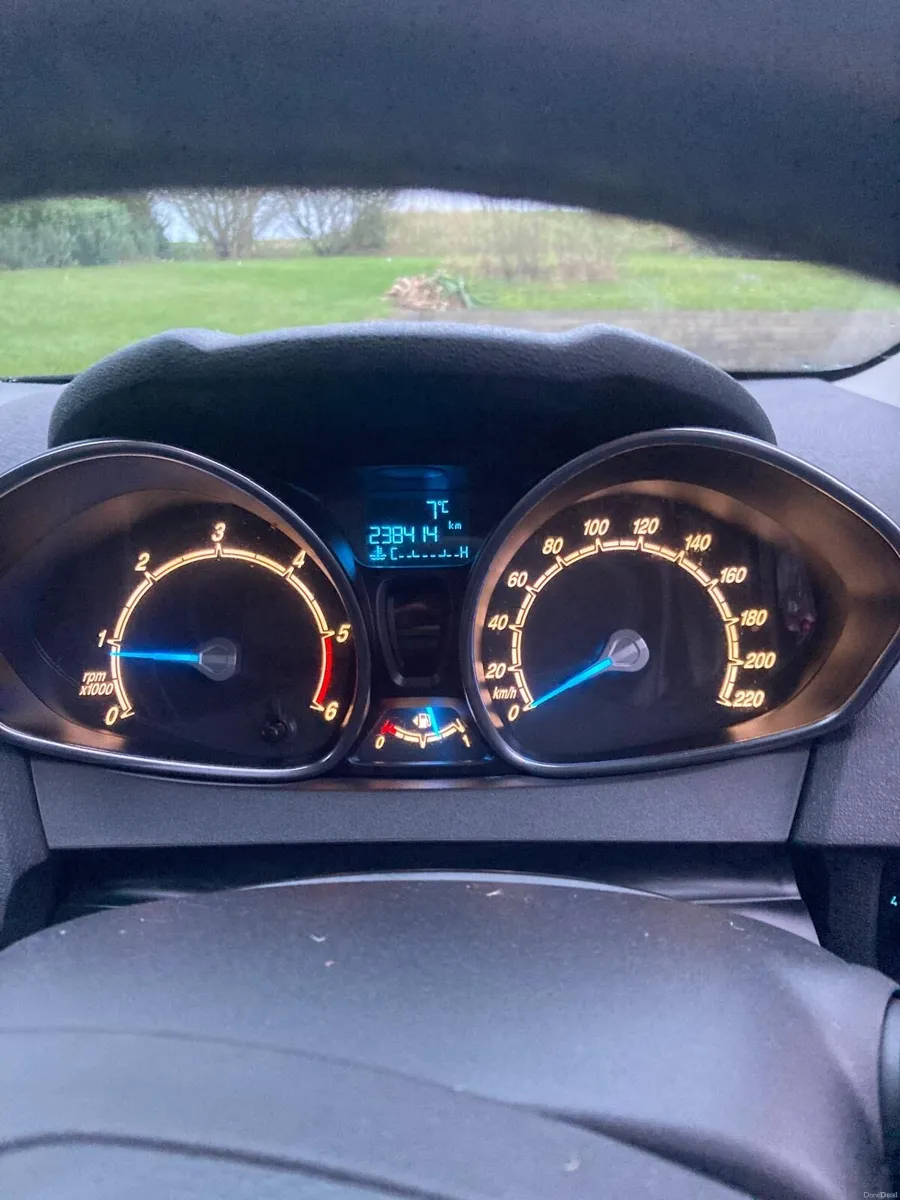 Ford Fiesta 151 - Image 4