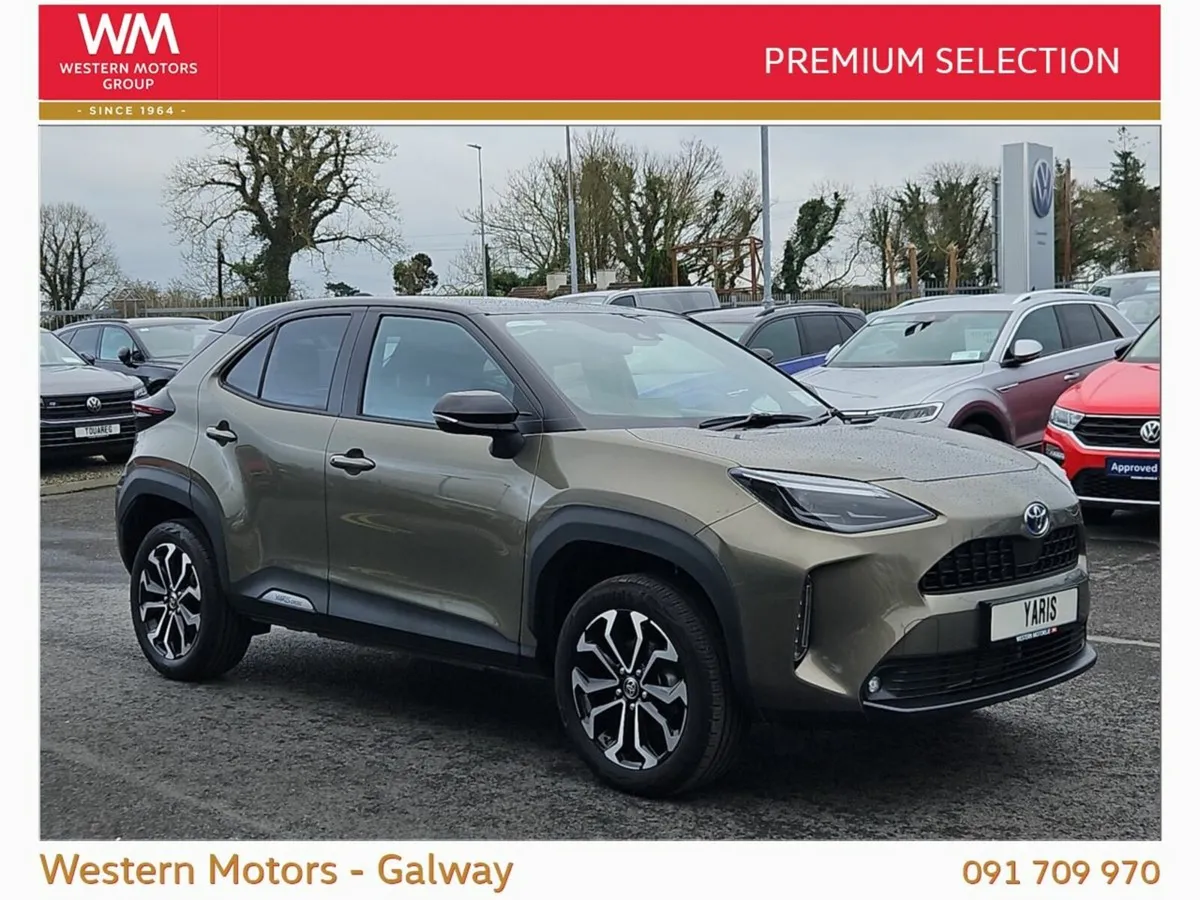 Toyota Yaris Cross 1.5 Hybrid Luna Sport - Image 1