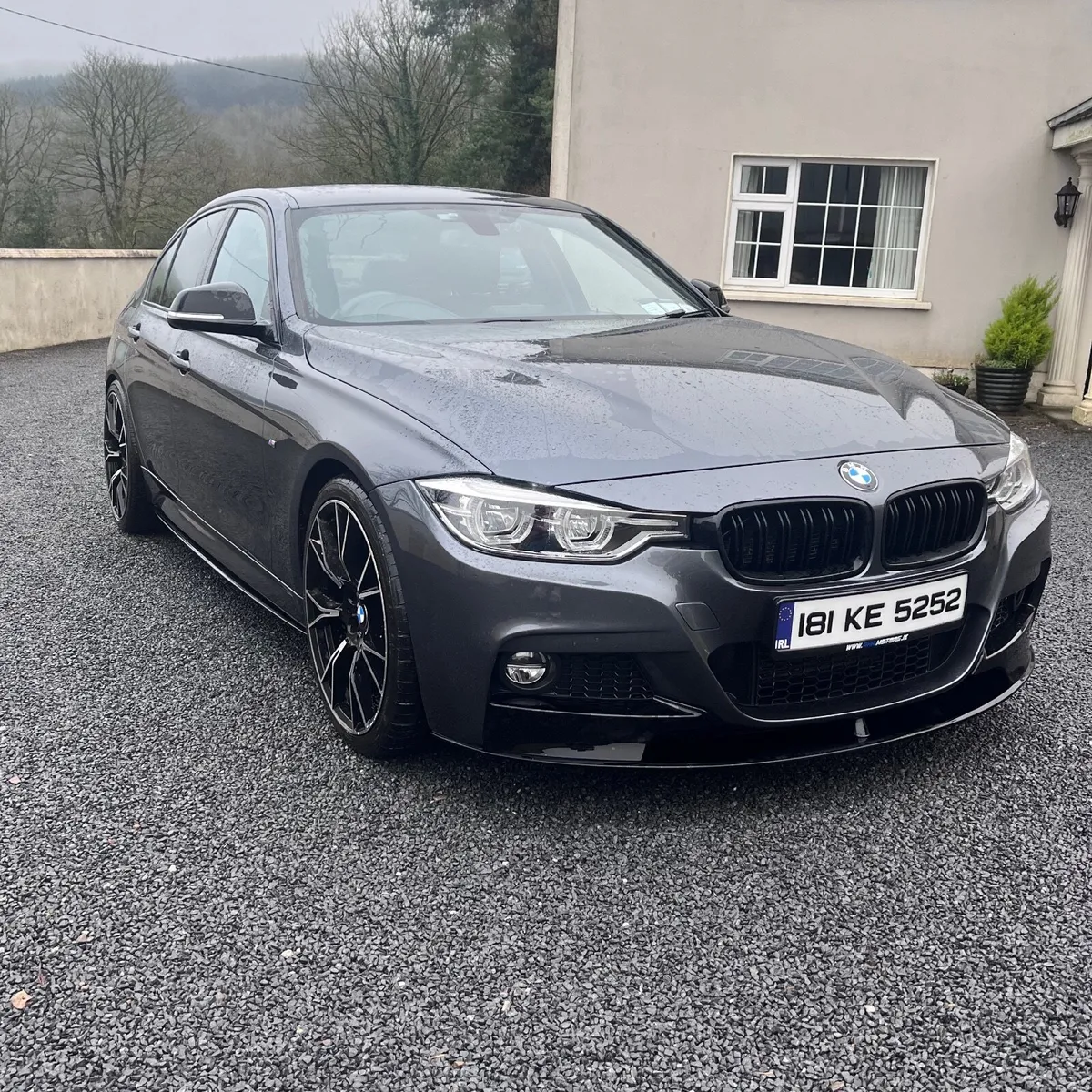 BMW 3-Series 2018 - Image 1