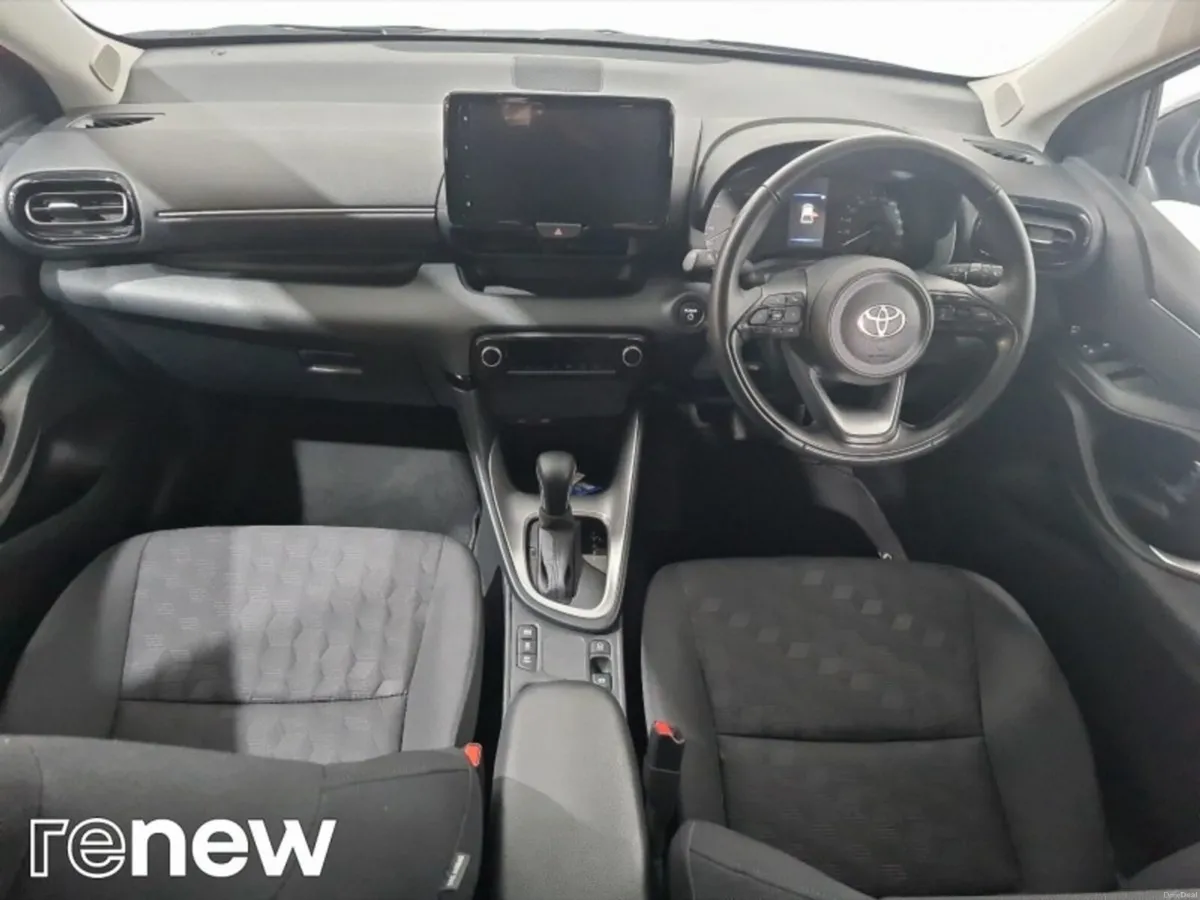 Toyota Yaris Yaris Hybrid Luna - Image 2