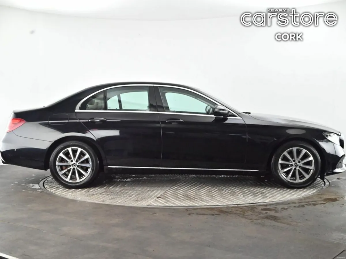 Mercedes-Benz E-Class E 200 D AVANTGARDE A/T - Image 2