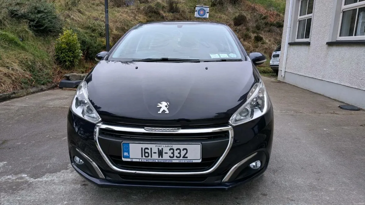 Peugeot 208 2016 1.2 Petrol - Image 2