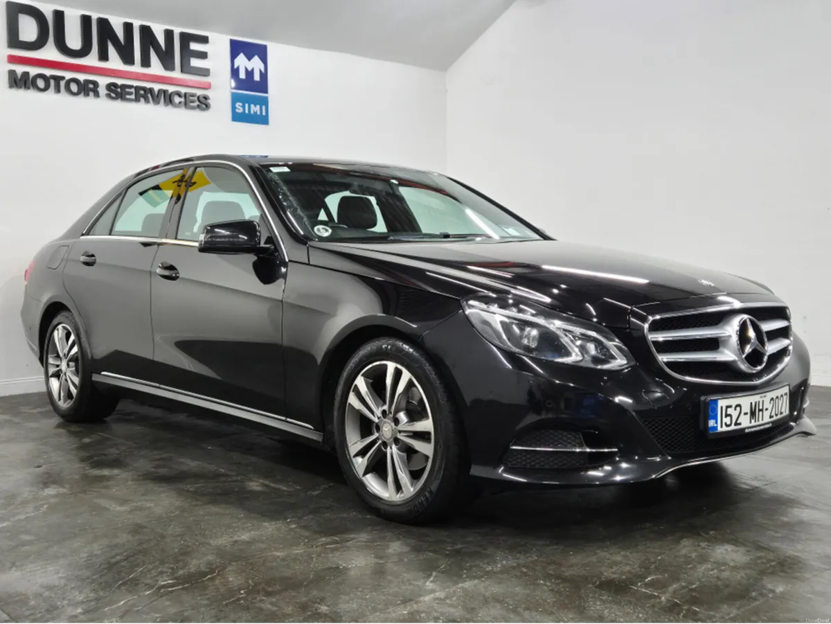 Mercedes-Benz E-Class **STUNNING E 220**BLUETEC**S - Image 3