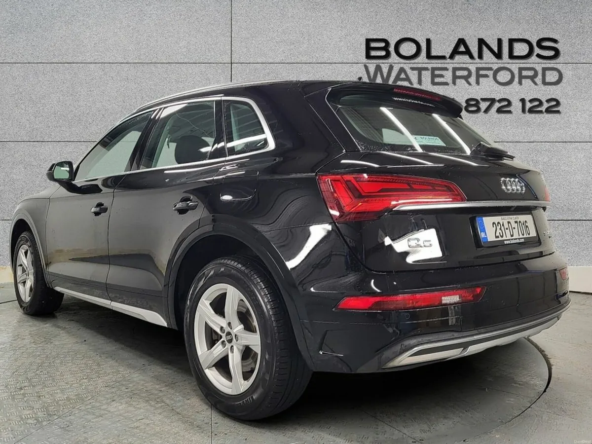 Audi Q5 50 TFSI e 299HP S tronic quattro SE - Image 3