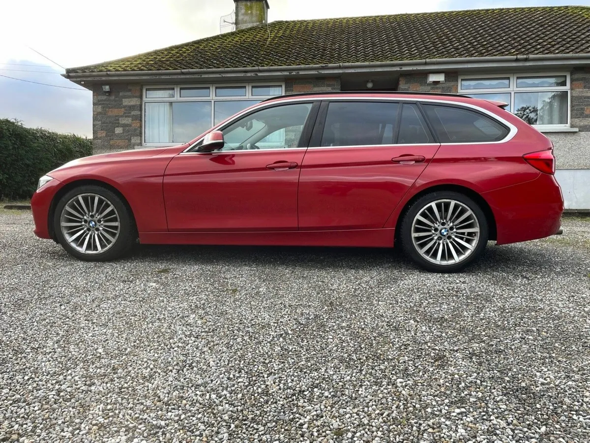 BMW 3-Series 2017 - Image 3