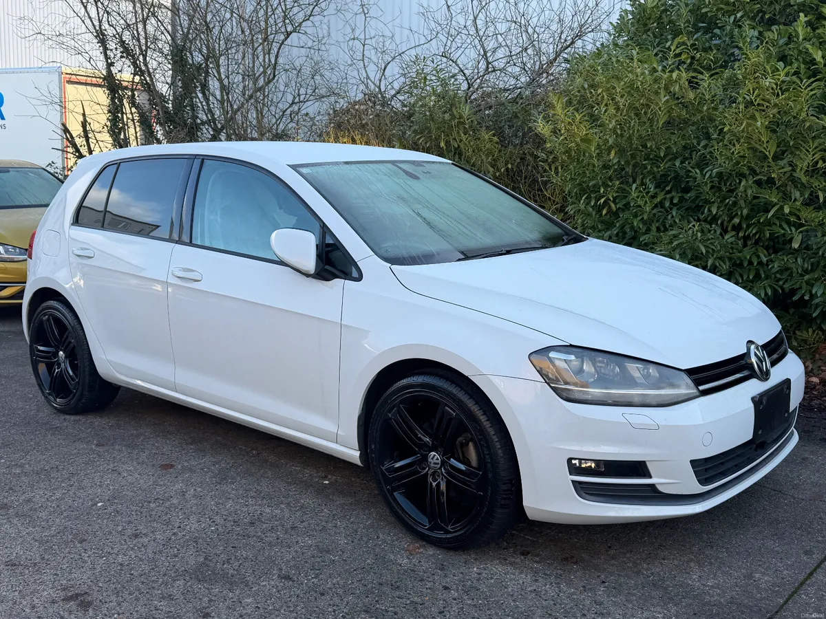 Volkswagen Golf Alloys Automatic Highline - Image 2