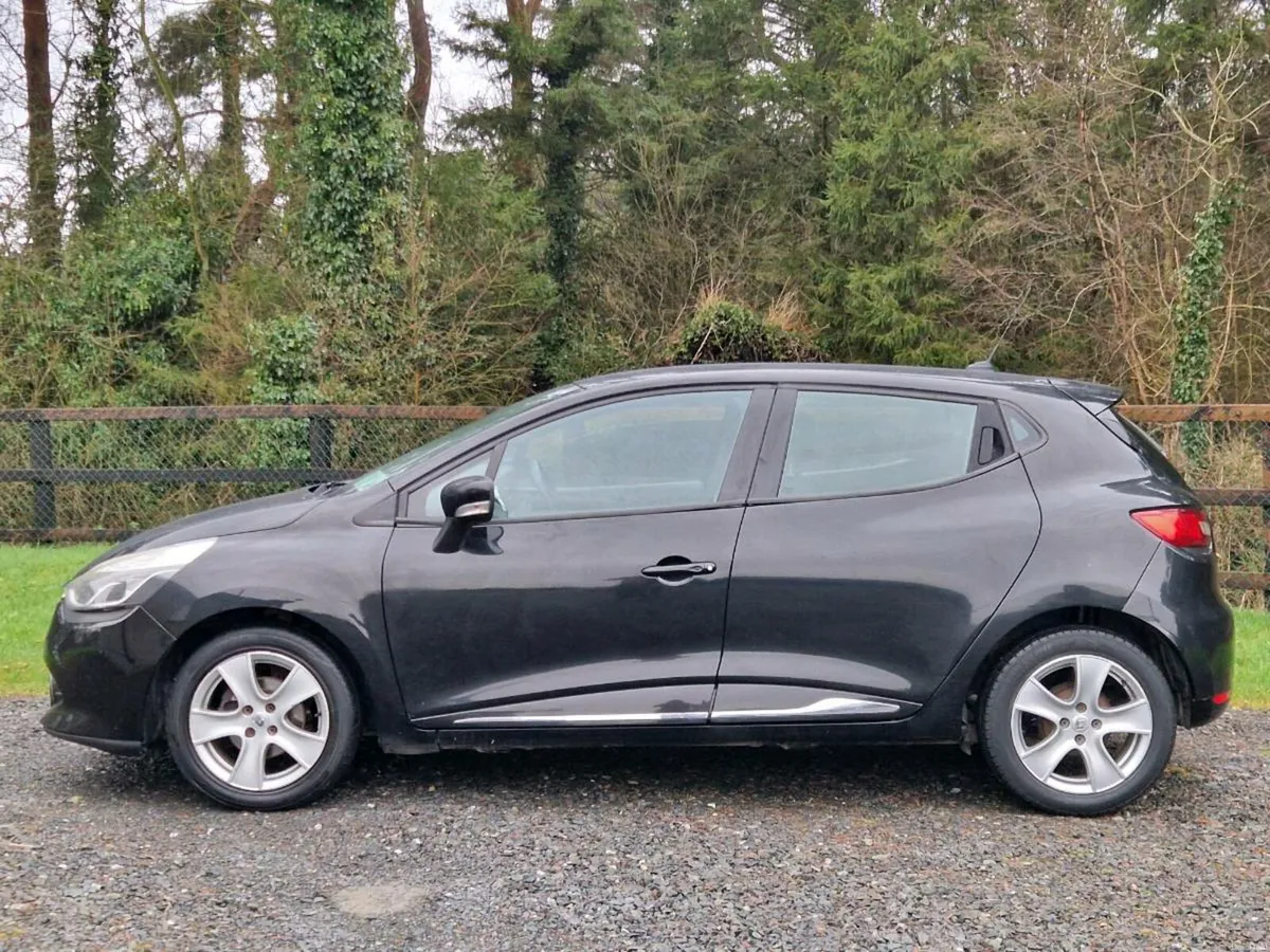 Renault Clio 1.2 Petrol - Image 4