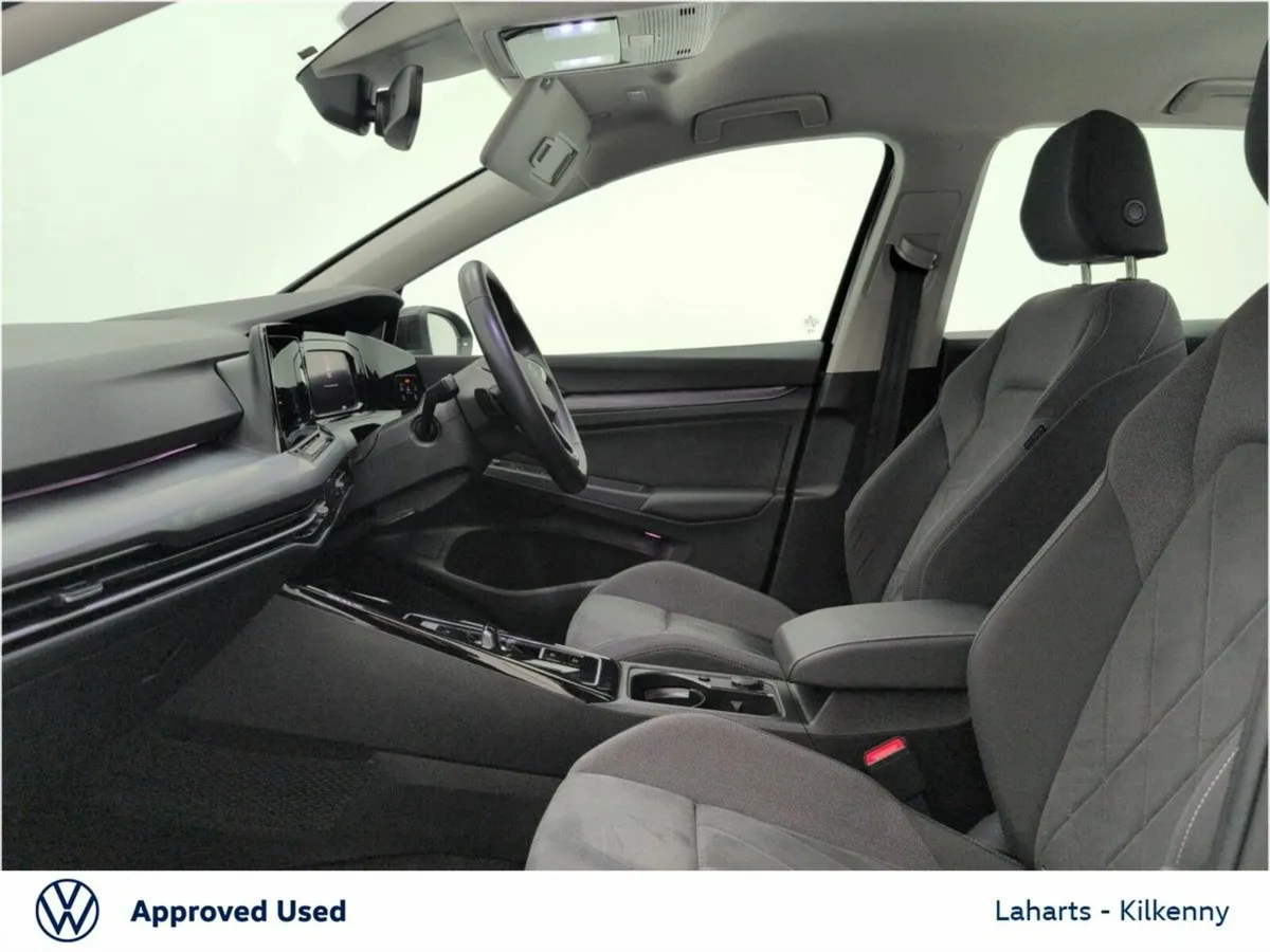 Volkswagen Golf STYLE 2.0TDI 5DR 115HP DSG *REAR C - Image 4