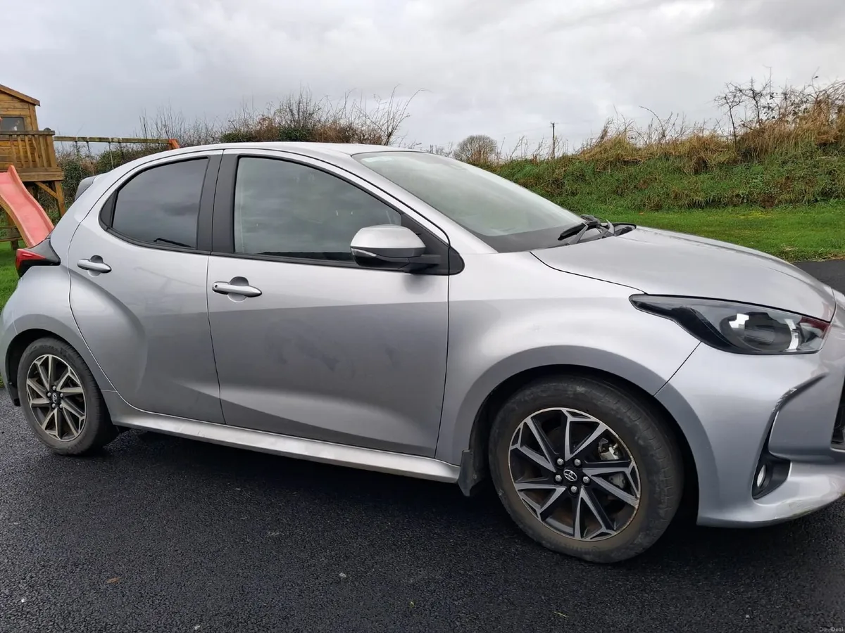 Toyota Yaris YARIS 1.5 HYBRID LUNA SPORT - Image 1