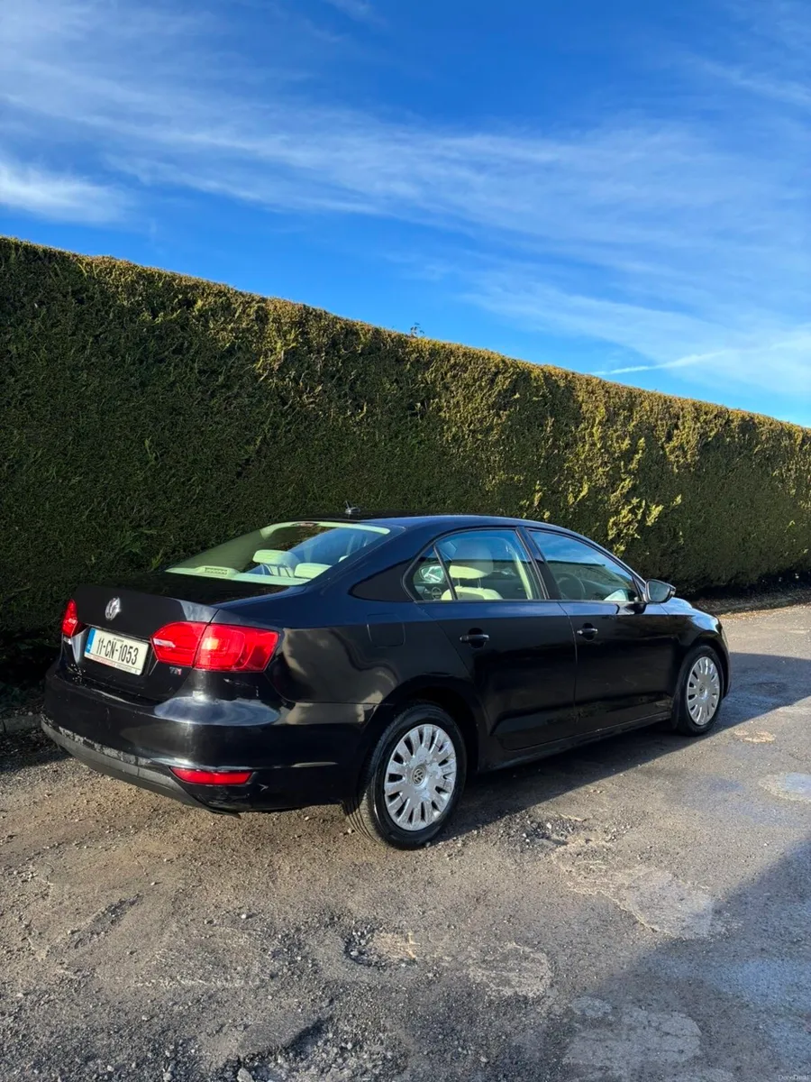 2011 VW Jetta 1.6TDI NCT 09/26 - Image 4