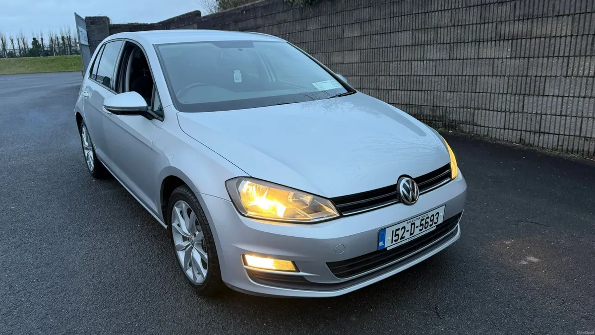 Volkswagen Golf 2015 1.6 TDI DIESEL - Image 1