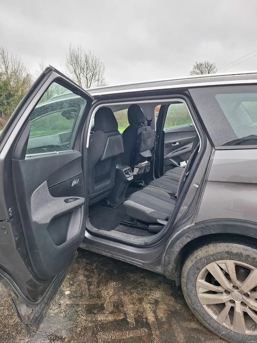 Peugeot 5008 2018 - Image 3