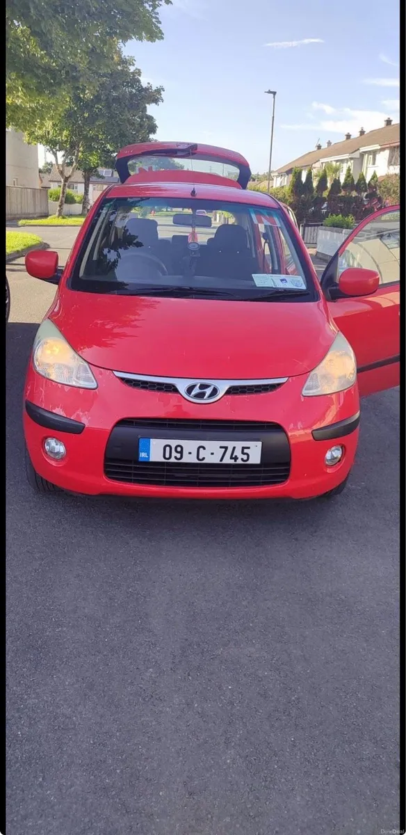 Hyundai i10 - Image 1
