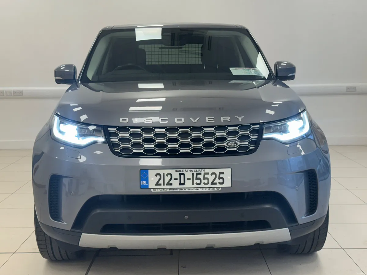 Land Rover Discovery 2021 commercial - Image 2