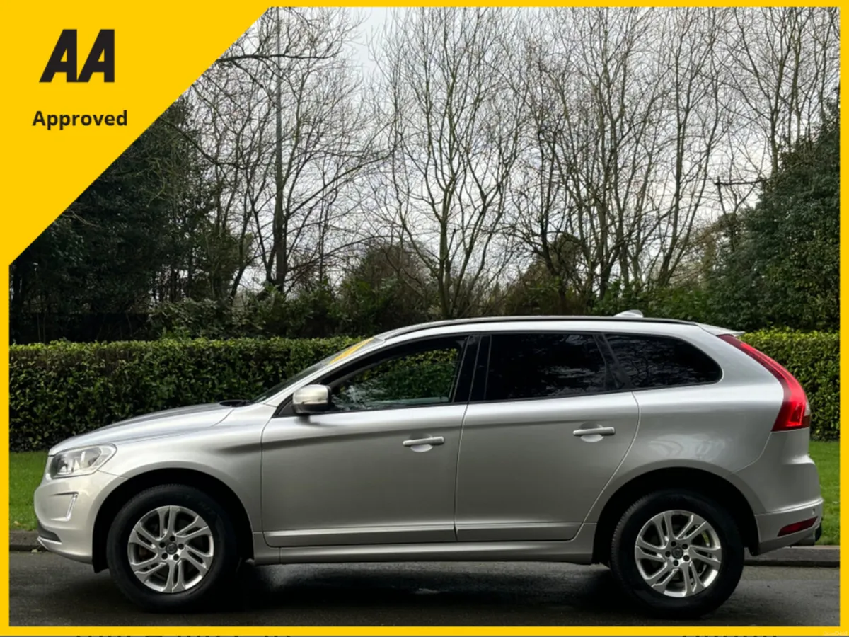 Volvo XC60 2.0D FWD ES 2015 *FULL SERVICE HISTORY* - Image 3