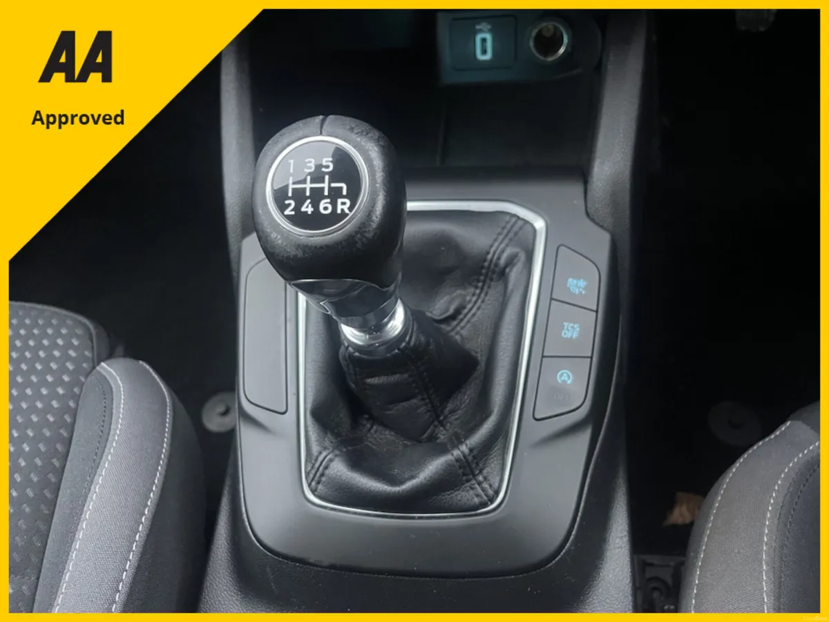 Ford Focus ZETEC 1.0cc FREE DELIVERY - Image 4