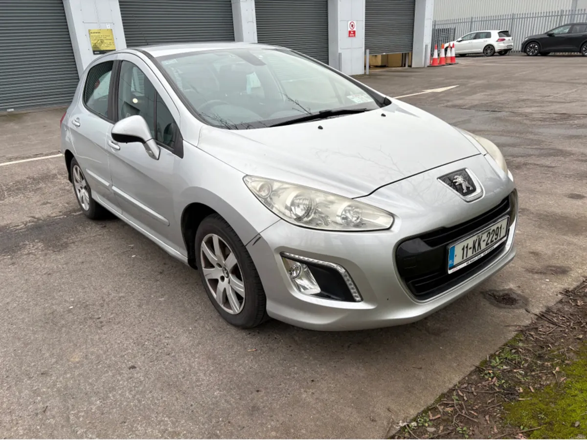 Peugeot 308 ACTIVE 1.6 HDI 92 4DR - Image 2