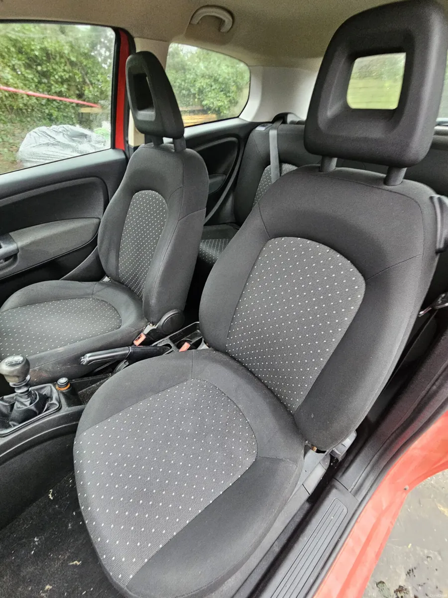 Fiat Punto 2008 petrol 1.2l €899 no offers - Image 3