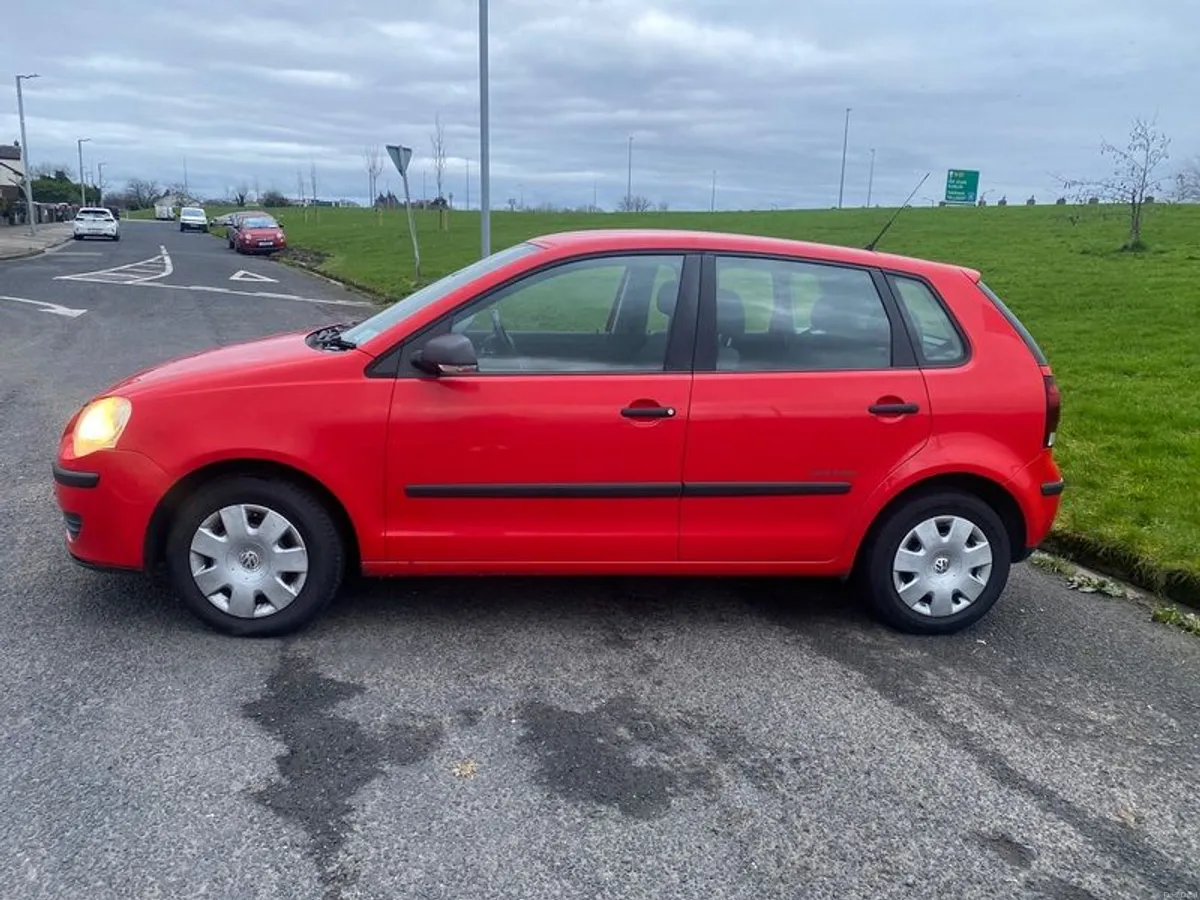 2010 Volkswagen Polo - Image 4