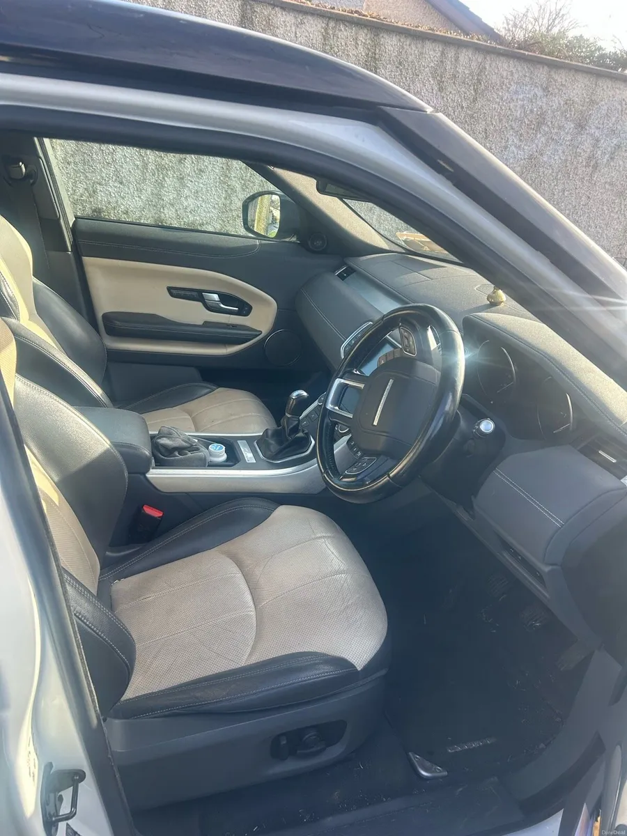 Range Rover evoque 2.0 - Image 2