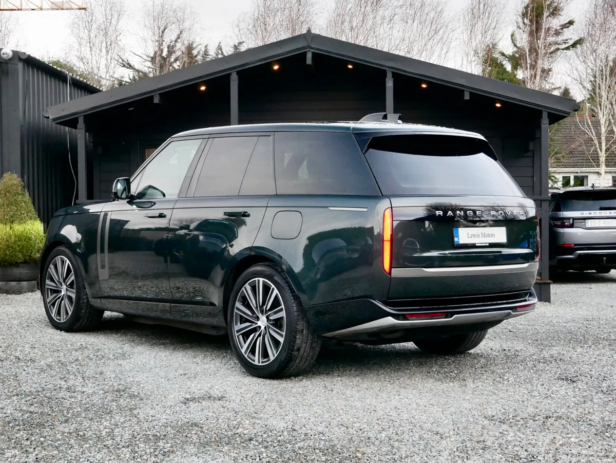 2024 Range Rover SE P460e - Image 4