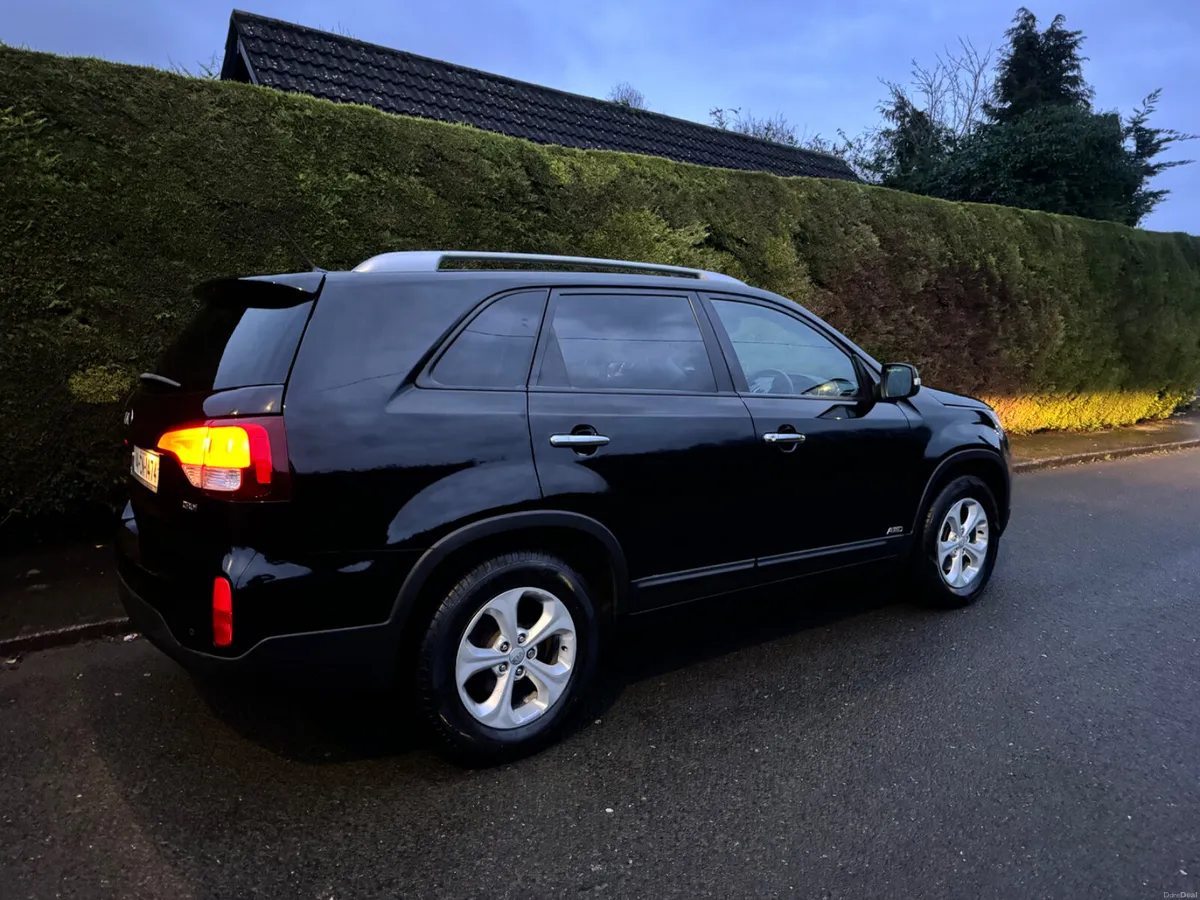 Kia Sorento 4x4 7 seater - Image 3