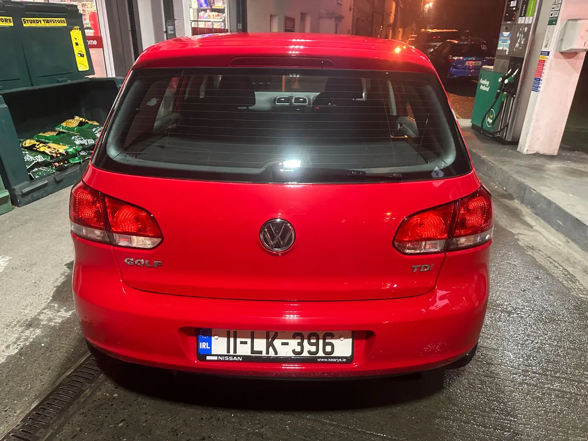 Volkswagen Golf 2011 1.6 TDI 105BHP TRENDLINE - Image 3