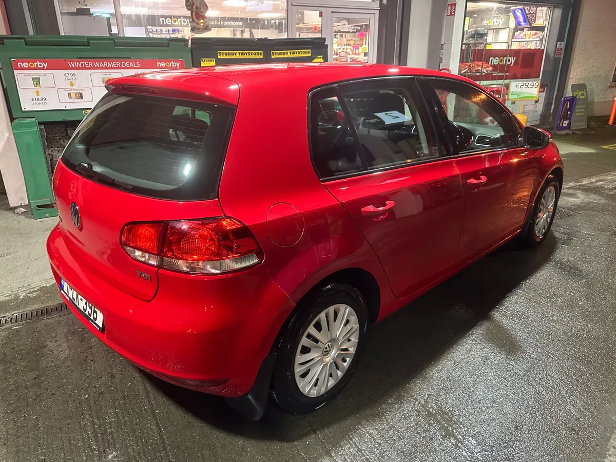 Volkswagen Golf 2011 1.6 TDI 105BHP TRENDLINE - Image 4