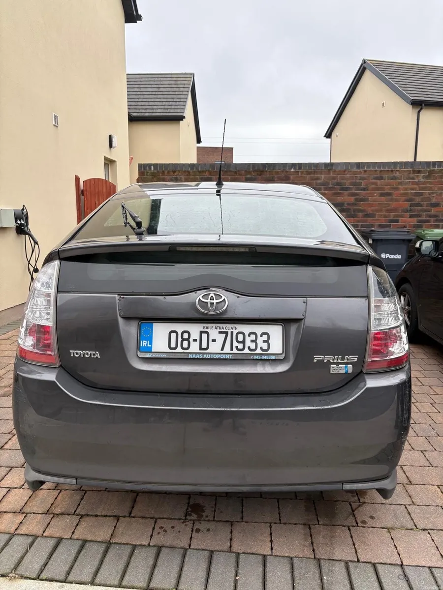Toyota Prius 2008 - Image 2