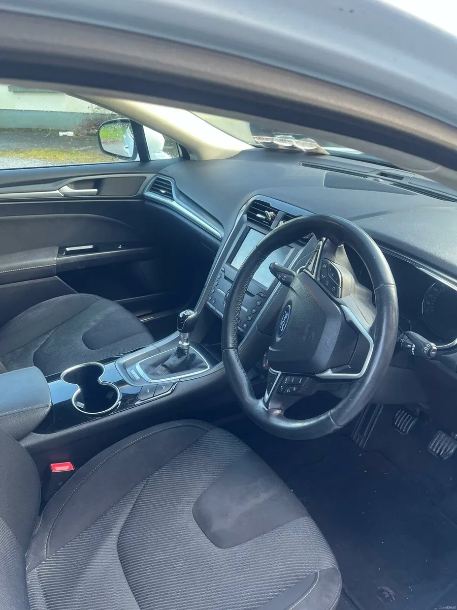Ford mondeo 2016 - Image 4