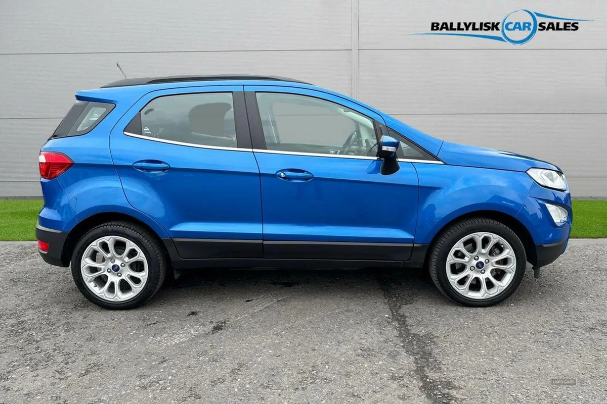 Ford EcoSport 1.0T 125PS Titanium in Blue with 15K - Image 3