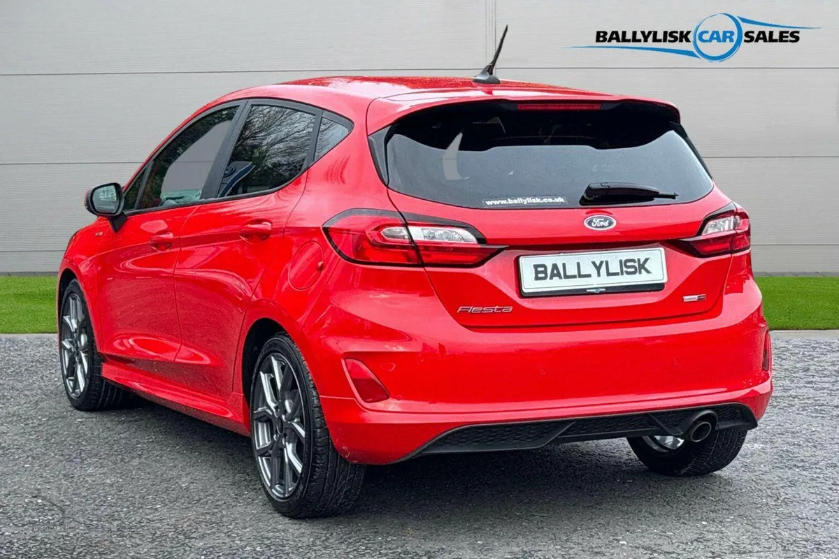 Ford Fiesta 1.0T 125PS ST-Line Edition in Race Red - Image 2