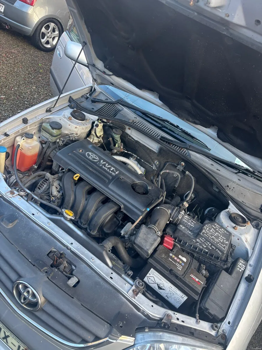 T22 Avensis - Image 3