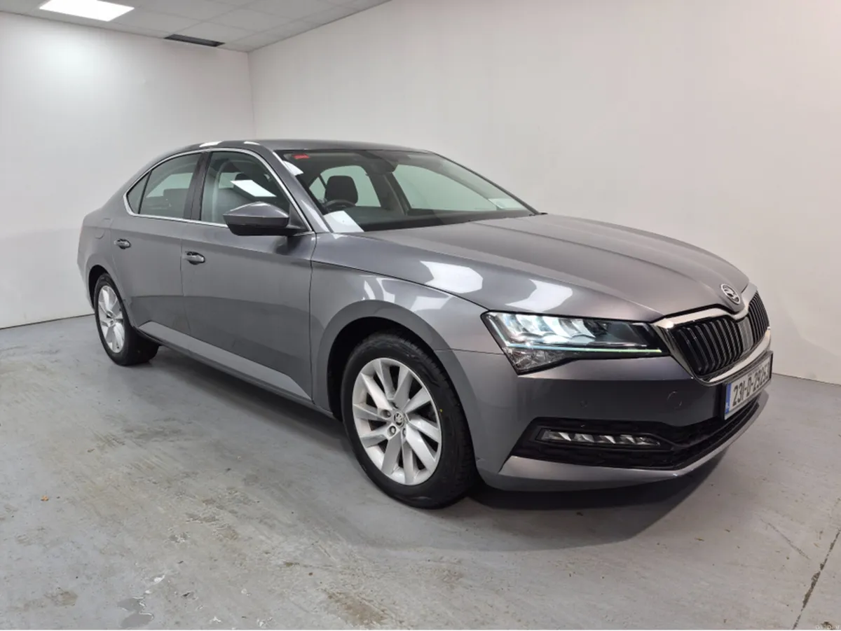 Skoda Superb AMBITION 2.0 TDI 150HP 5DR - Image 3