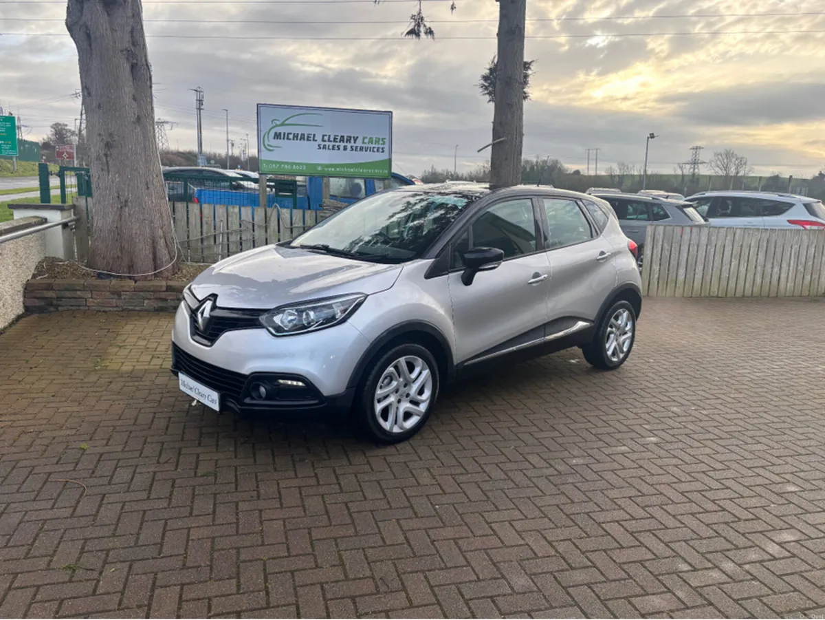 Renault Captur INTENSE 1.5 DCI 90 EU6M 4DR - Image 1