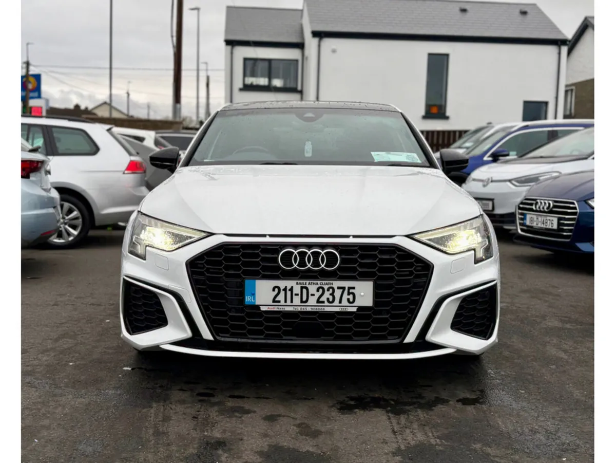 Audi A3 35 TFSI S line Auto Glacier White Metallic - Image 3