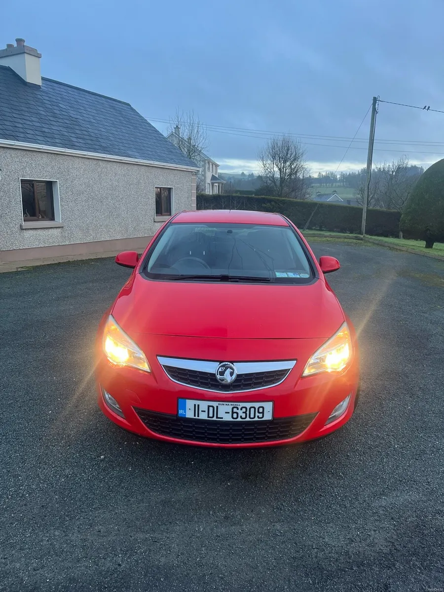 Vauxhall Astra 1.7L - Image 2
