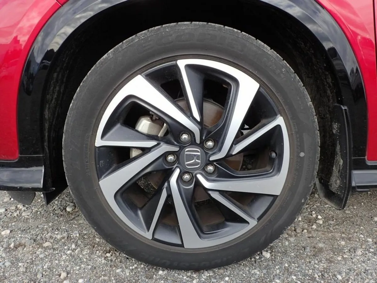 Honda Vezel RS Honda Sensing - Image 4