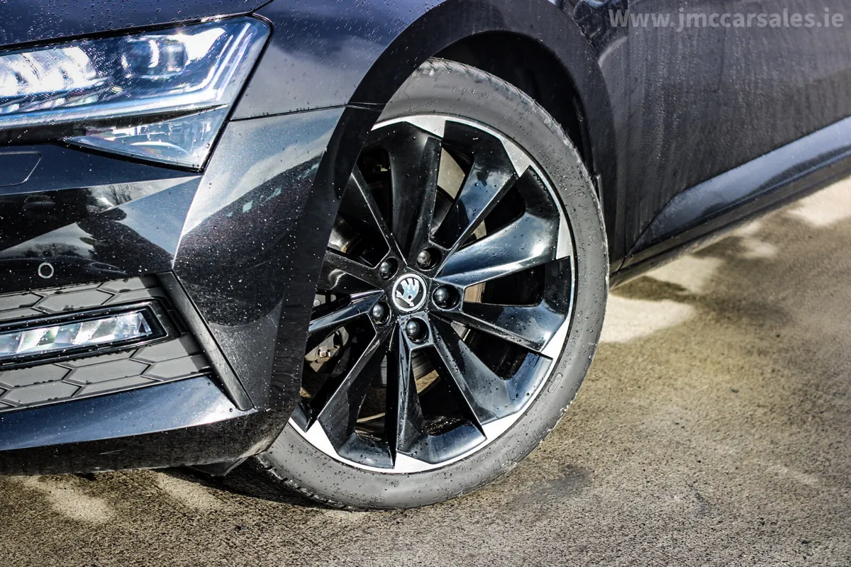 2021 SKODA SUPERB SPORTLINE - Image 2