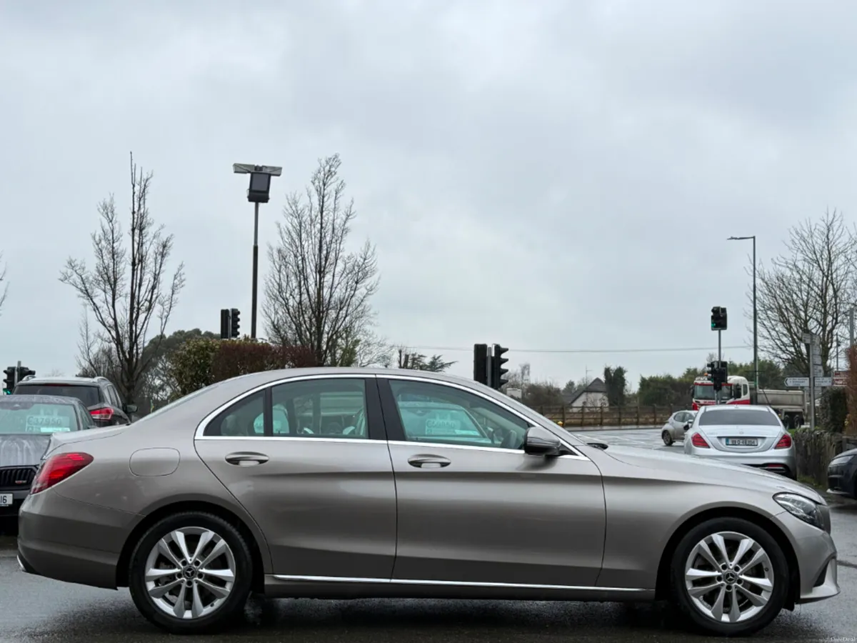 Mercedes-Benz C-Class C200D 2.0D AUTO *LOW KMS & F - Image 4