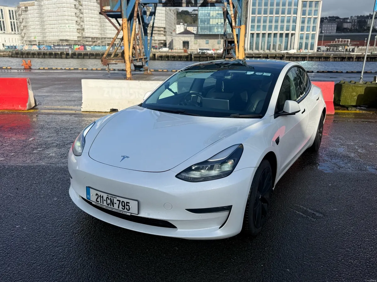 Tesla Model 3 2021 Long Range AWD - Image 2