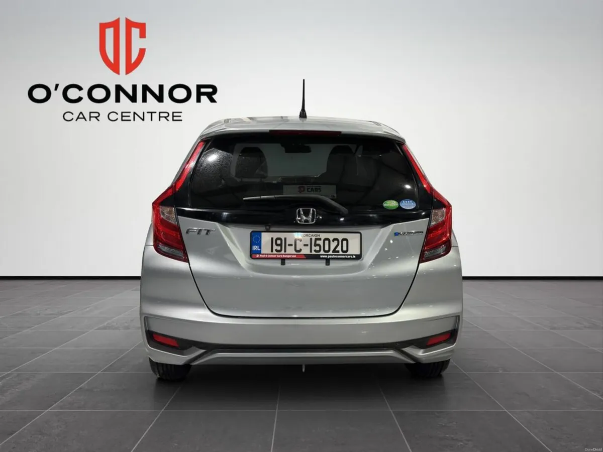 Honda Fit "Silver, savvy and seriously spacious — - Image 4